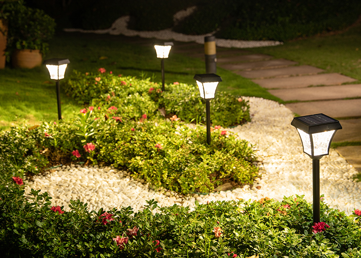 TC-11930 Solar Lawn Light